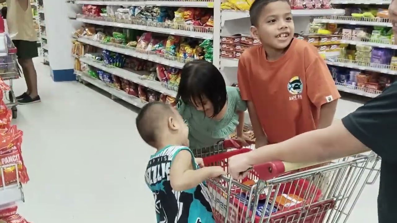 Super 8 Grocery 