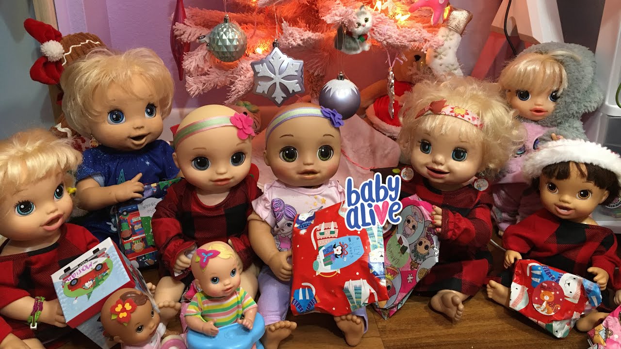 BABY ALIVE Christmas Morning Routine 2020 🎄
