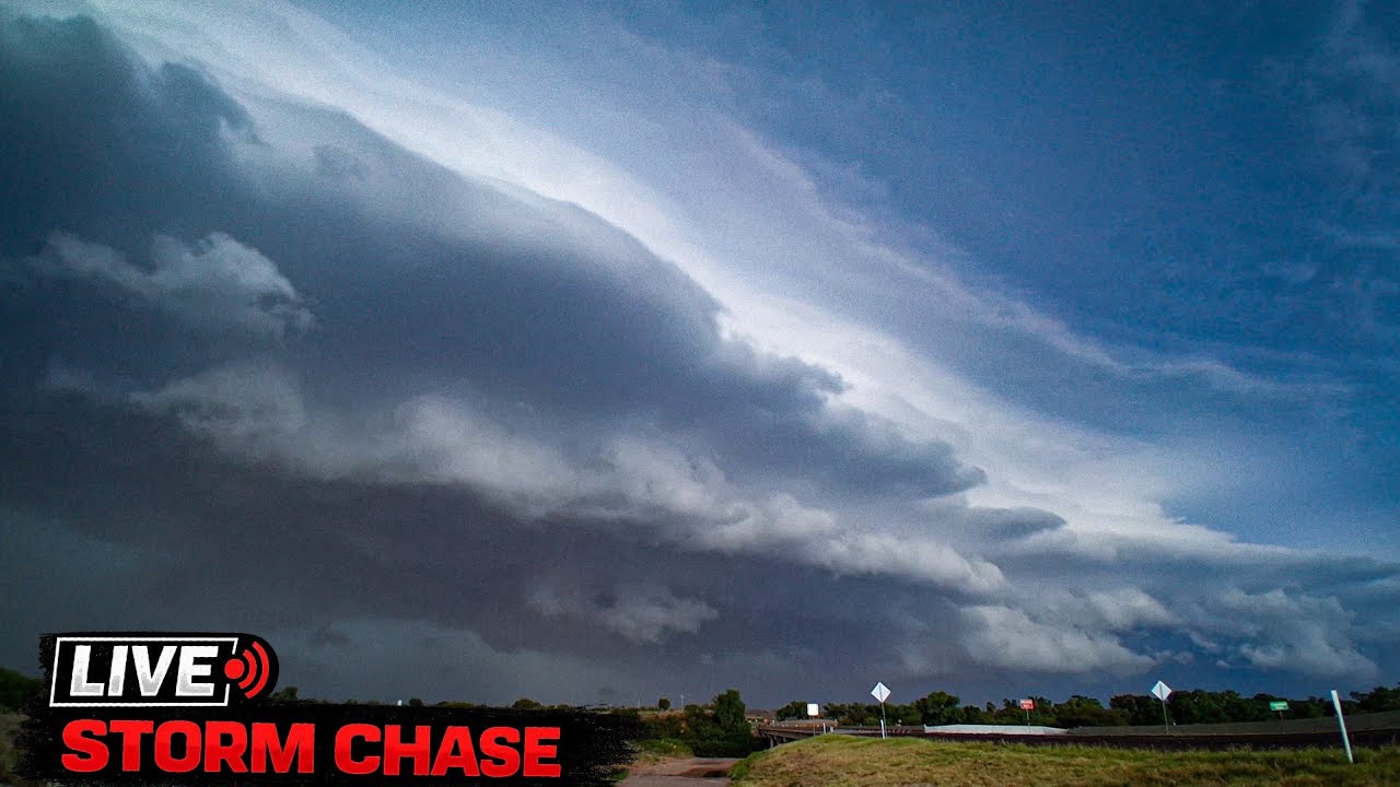 LIVE STORM CHASE - TEXAS PANHANDLE