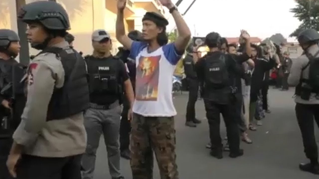 Polisi Geledah Napi Teroris Sebelum Dipindah