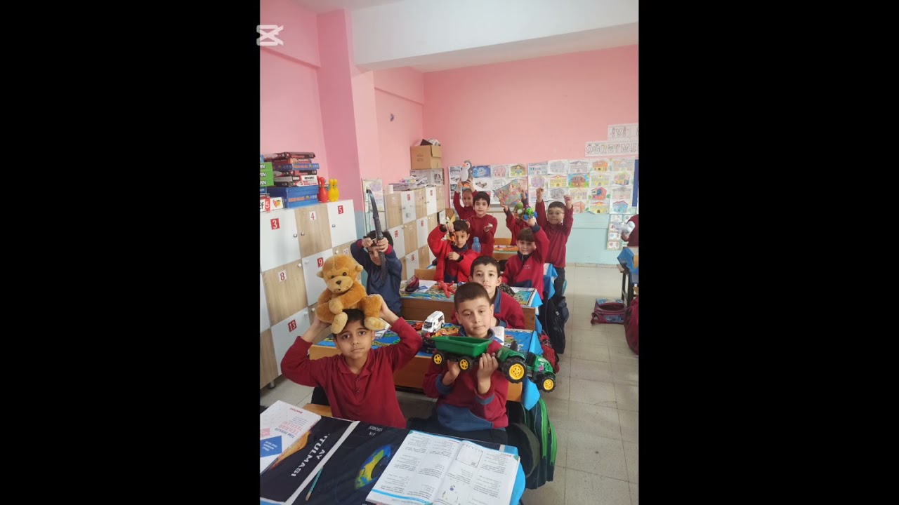 Sınıf şarkımız #keşfetbeniöneçıkar #burdur #öğrenci #türk #öğretmen #şarkı #duet 