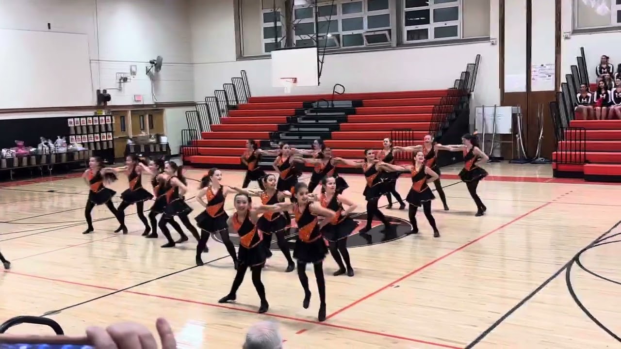 Kickline 2025