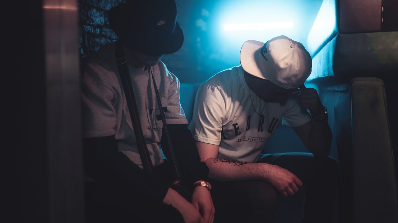 PRO feat. Floral Bugs - Viper Room | Prod. Grvcy (OFICJALNY TELEDYSK)