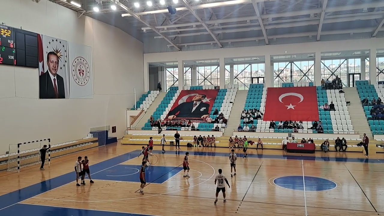 Türkiye Hentbol. Yıldız Erkek YarıFinalleri, Hala Sultan Koleji (Kıbrıs) - MEV Ortaokulu (İstanbul)