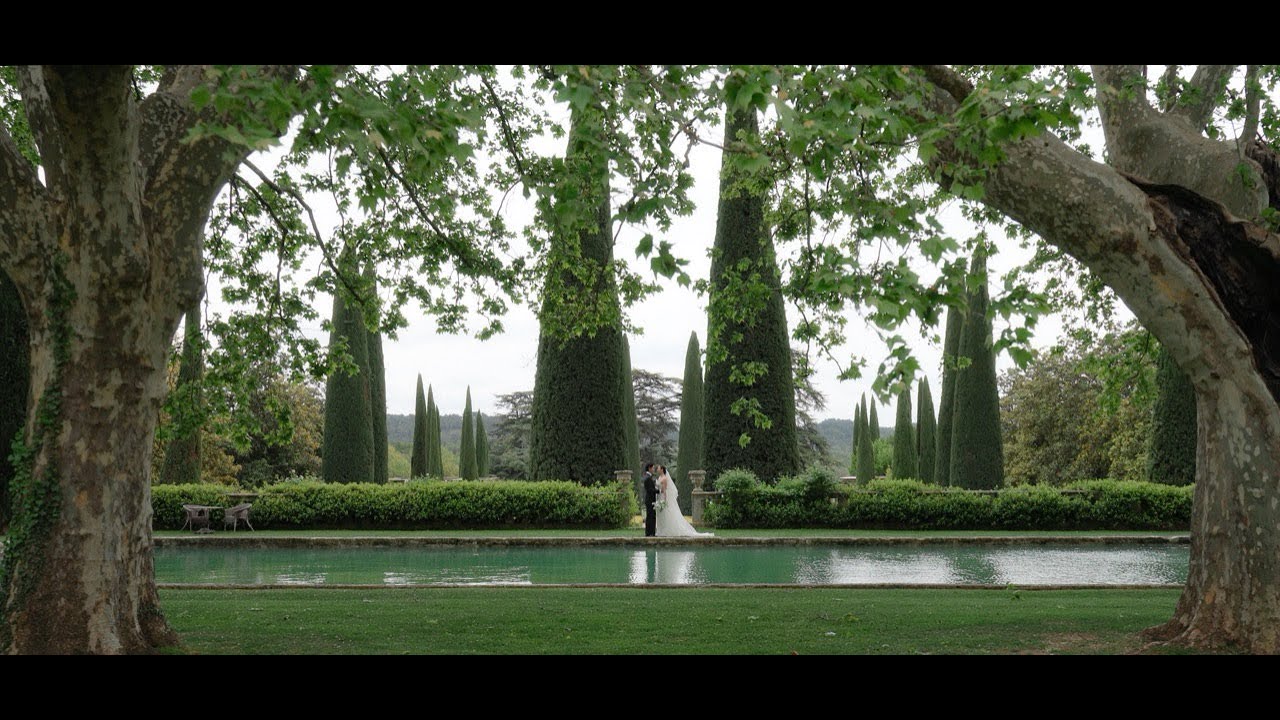 Ana & Binh's Chic Wedding at Château de Sannes, Provence