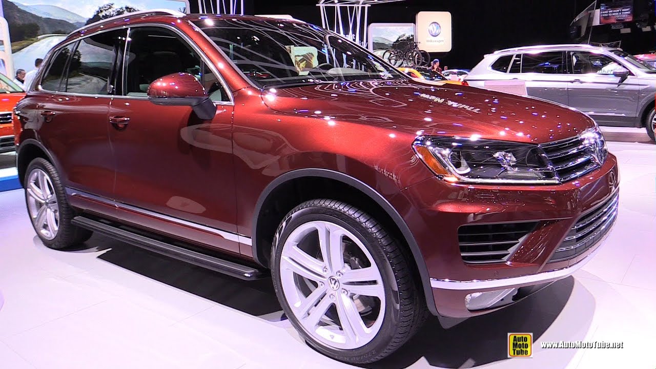 2017 Volkswagen Touareg Wolfsburg Edition - Exterior Interior Walkaround - 2017 Detroit Auto Show