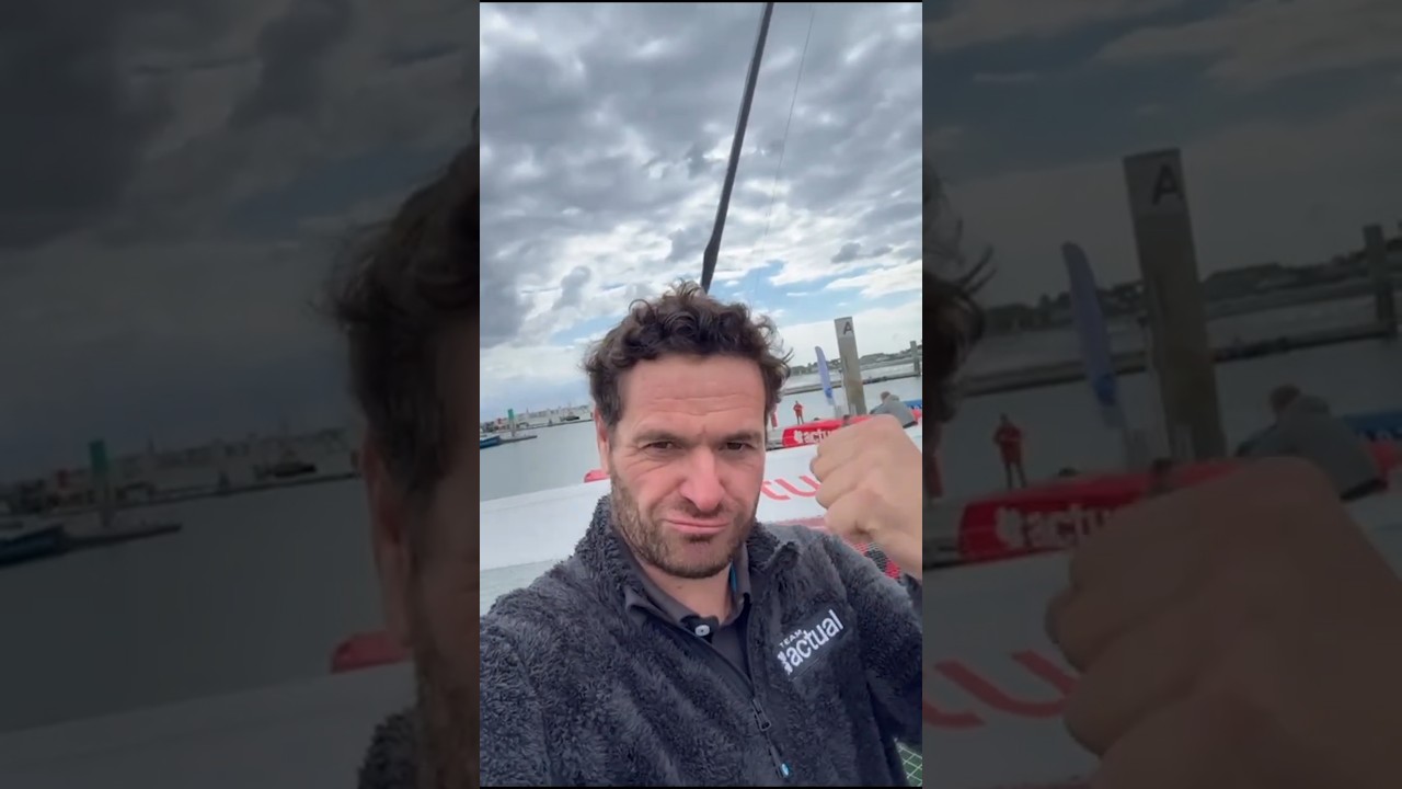 Petit message des anciens camarades de promos pour le leader actuel du classement g&eacute;n&eacute;ral 🥇