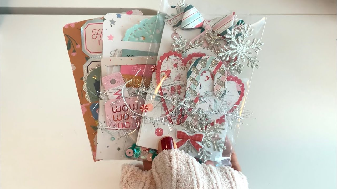 Library Pocket w/ Triple Loaded Pockets One 6x6 Paper Project Week 12 🎄