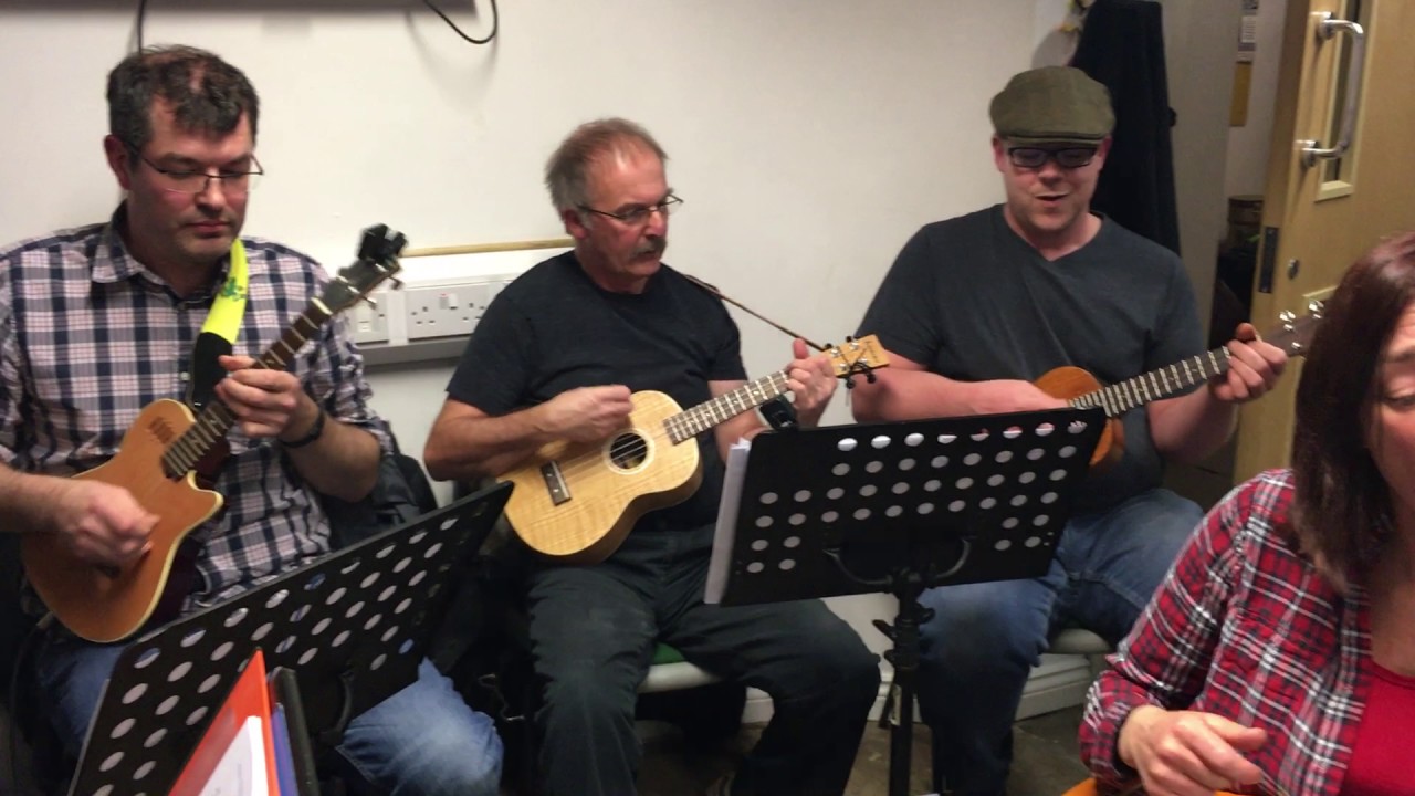 OTLEY UKULELE ORCHESTRA - Runaway (Del Shannon)