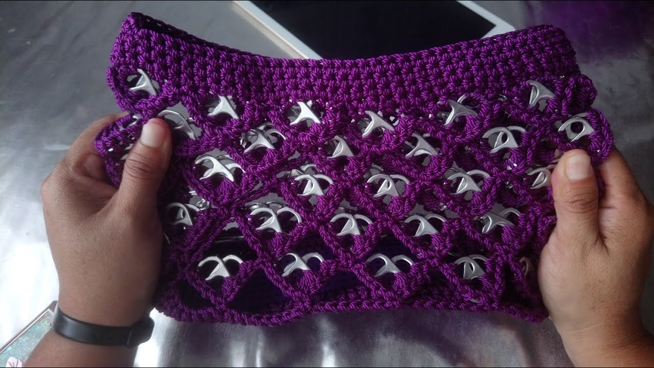 Bolso Tejido a Crochet Con Fichas Formando Corazones 💕