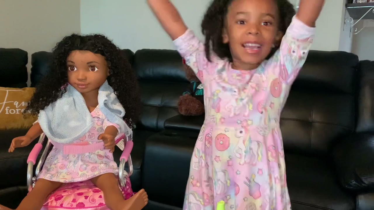 Washing and styling my Doll Zoe’s natural real hair ! #dollwithhumanhair #naturalhair #hairtutorial