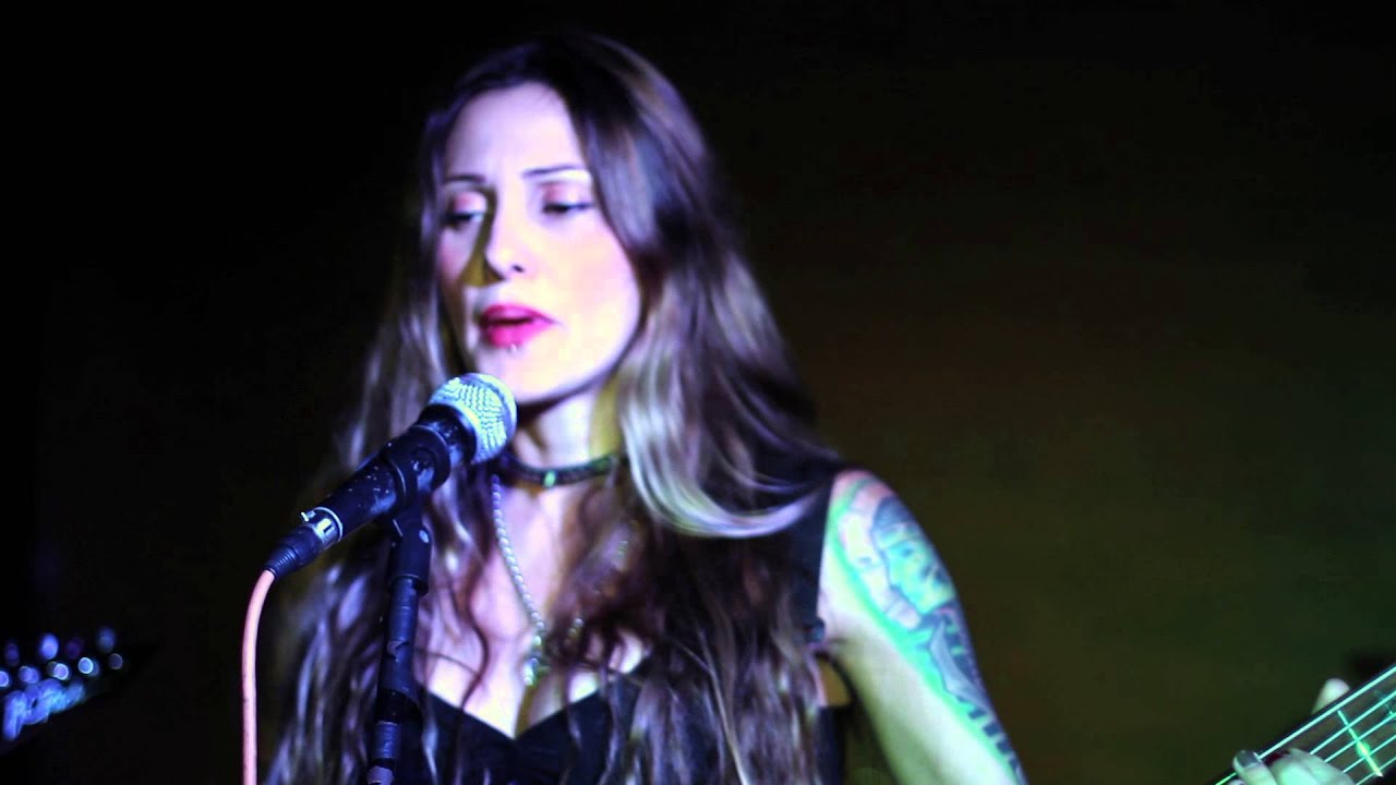 HighwayGirls - ESCLAVOS DEL DOLOR (live session)