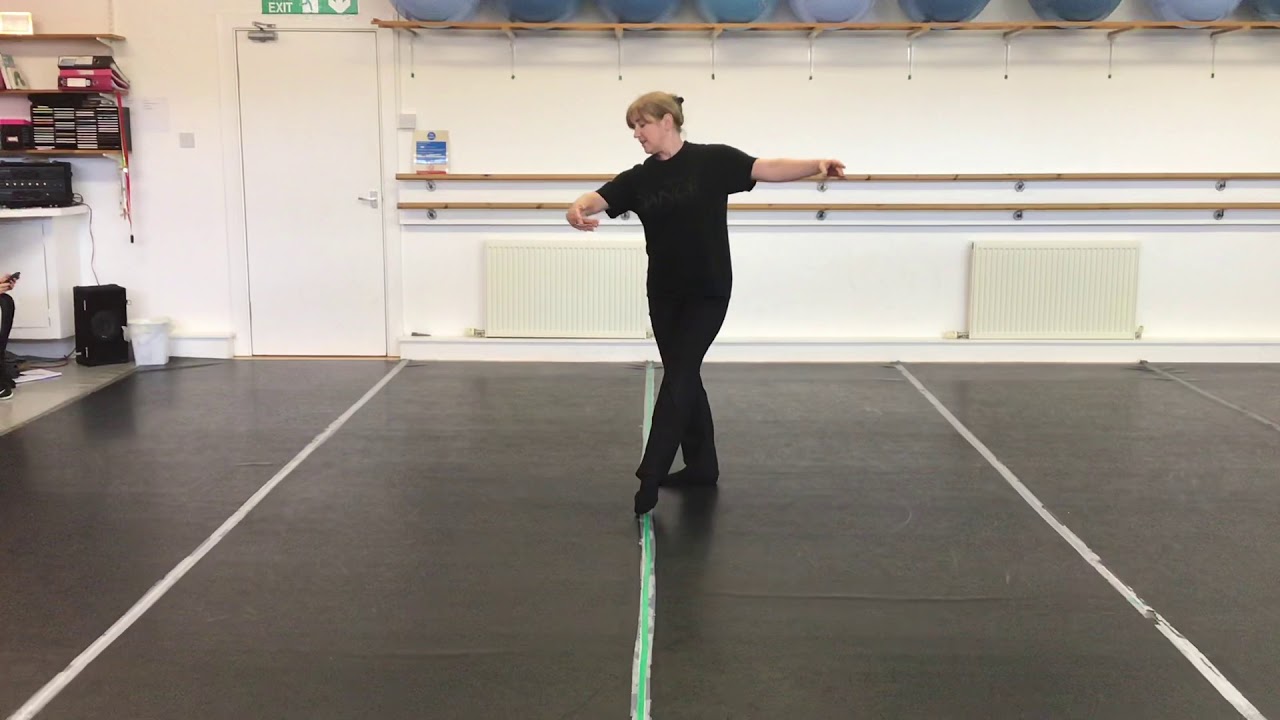 Grade 7 Pirouette Enchainement