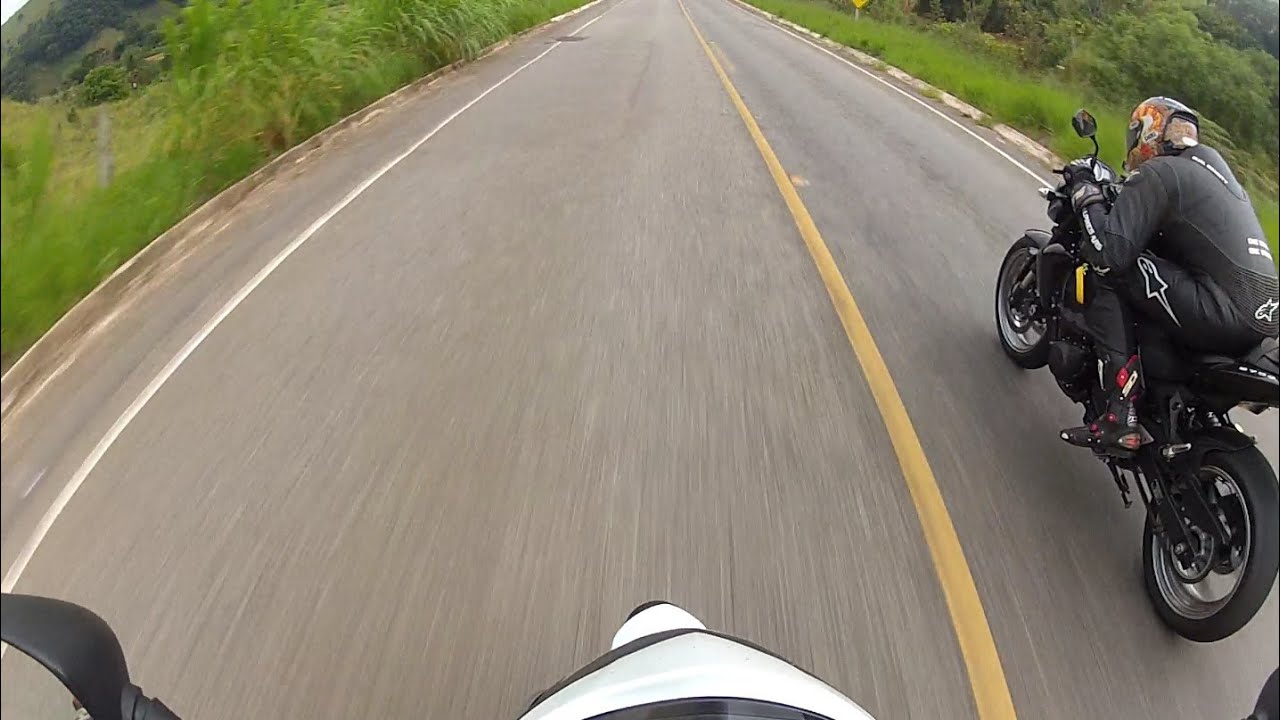 FABINHO DA HORNET - PEGANDO A Z-750 NA RETA DA SERRINHA - RALANDO A SABONETEIRA E SAINDO FAISCA