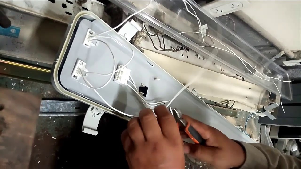 Cómo modificar de tubos fluorescentes a tubos led