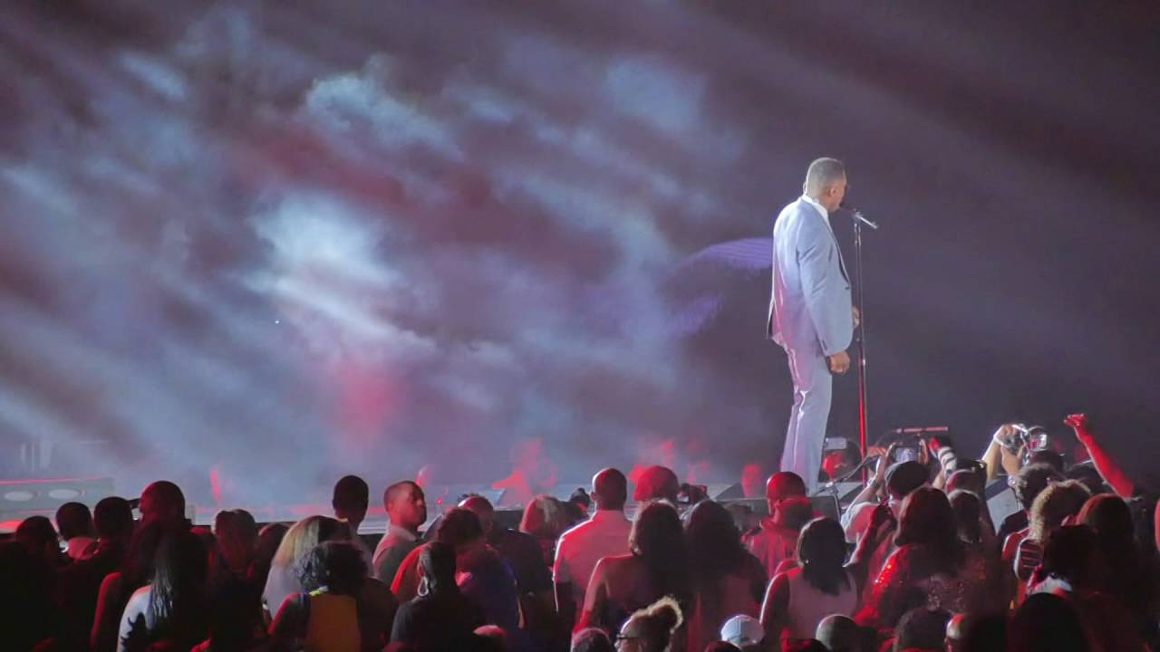 Maxwell - Bad Habits (2016 Essence Music Festival)