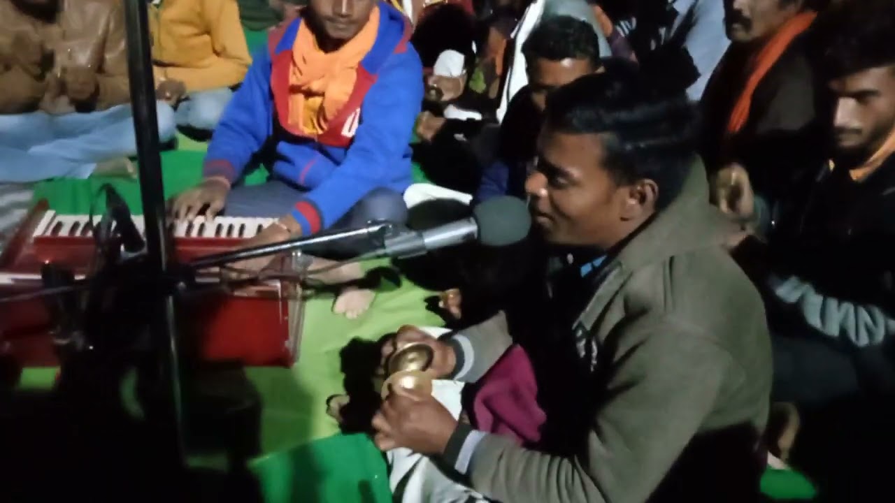 आपने गुरु भजन में रईय कनु महाराज दातिया