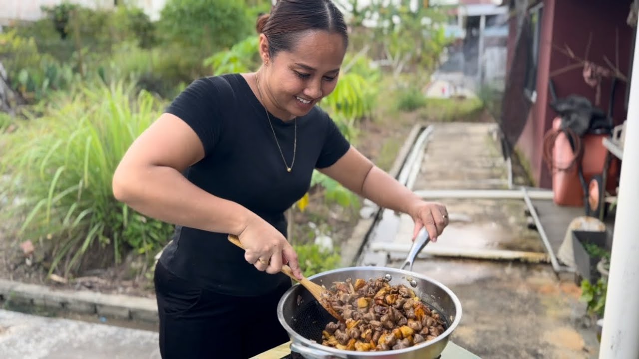 PERUT J4NIK GORENG NANAS | SAMBUTAN HARI LAHIR IBU BAJIK