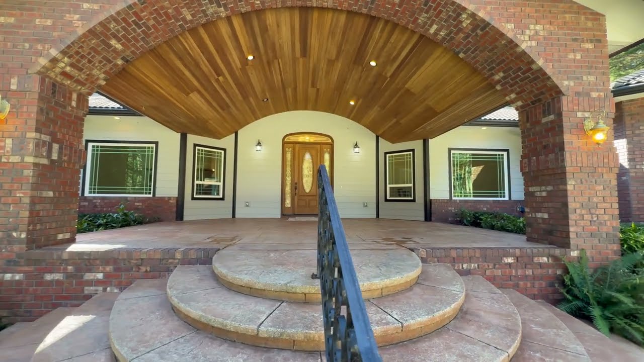 SOLD! 89264 Whiskey Run LN - 24+ Acre Grand Bandon Estate w/ Indoor Swimming Pool!