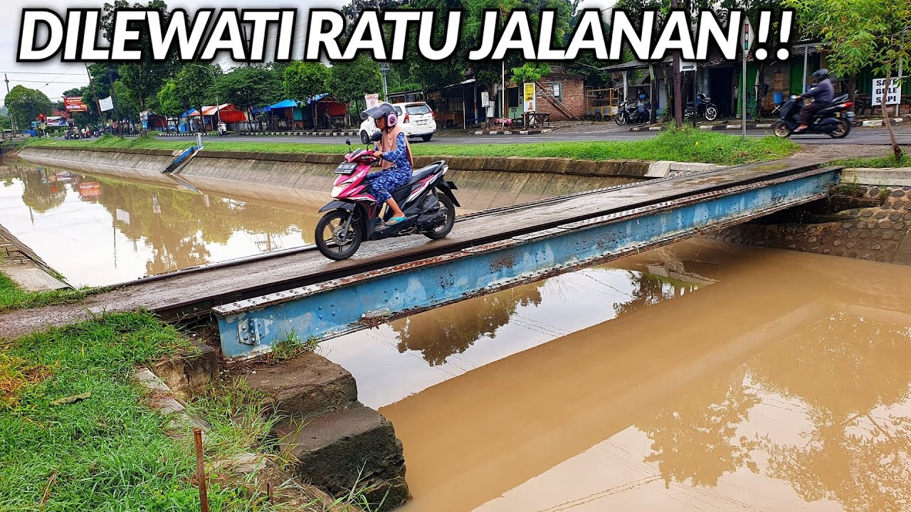 JEMBATAN TERPANJANG DI JALUR KERETA API STASIUN MAGETAN / BARAT KE LANUD ISWAHYUDI