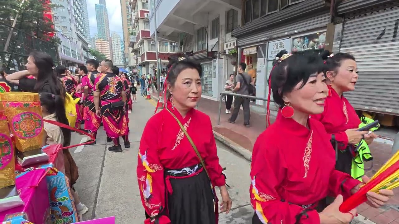 香港行Birthday of Tam Kung￼ 譚公誕巡遊（筲箕灣）過千尺（長￼龍）壓軸 ￼農曆四月初八。￼5月5日2025