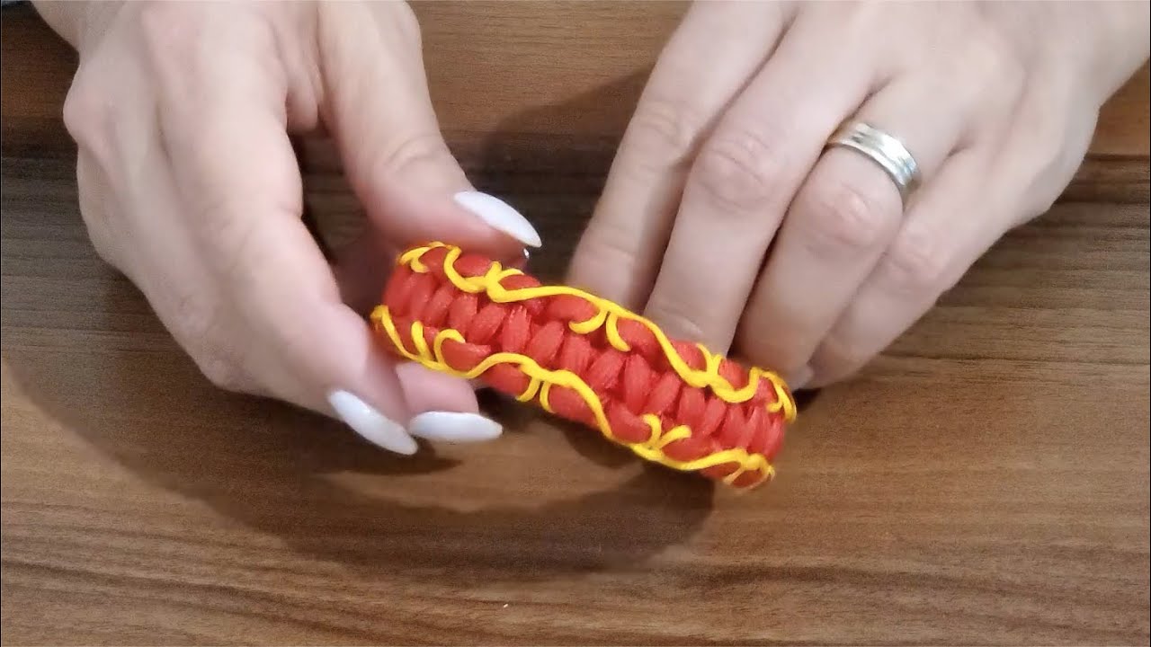 How To Paracord Bracelet King Cobra With Yellow Stitched Scales
