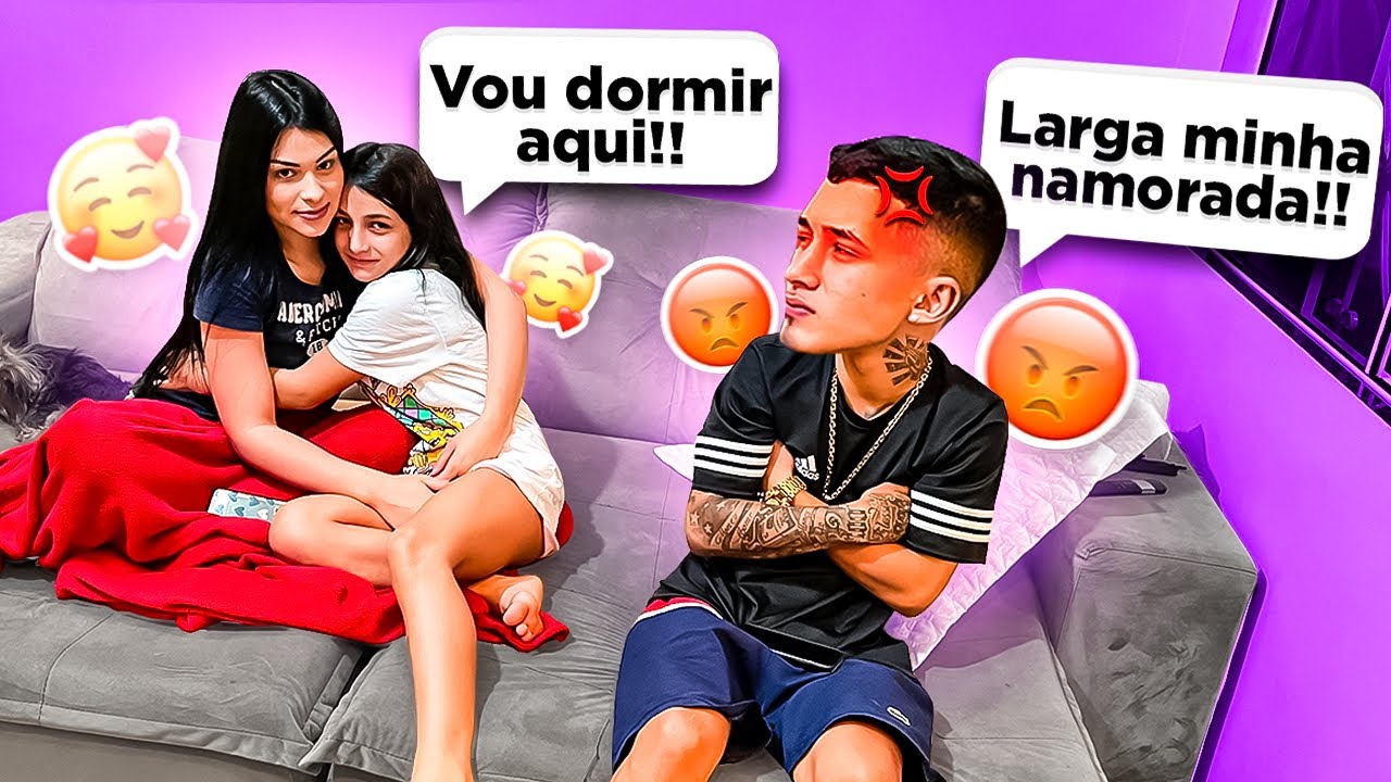 ATRAPALHEI O NAMORO DO MEU IRMÃO DURANTE A NOITE!!!