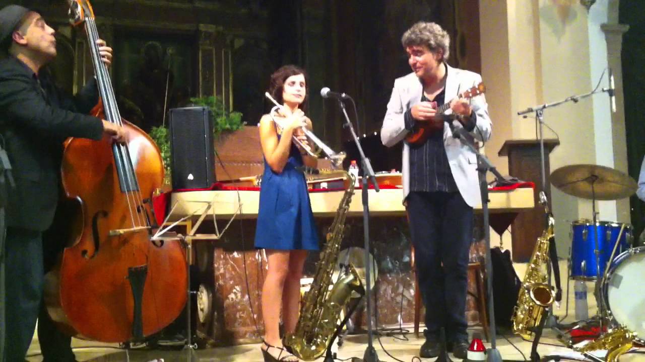 When You're Smiling - Joan Chamorro & Andrea Motis Quartet 