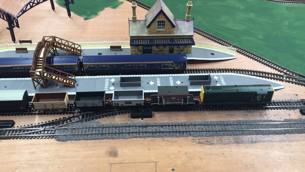Video 29 - turning a train on a reverse loop.