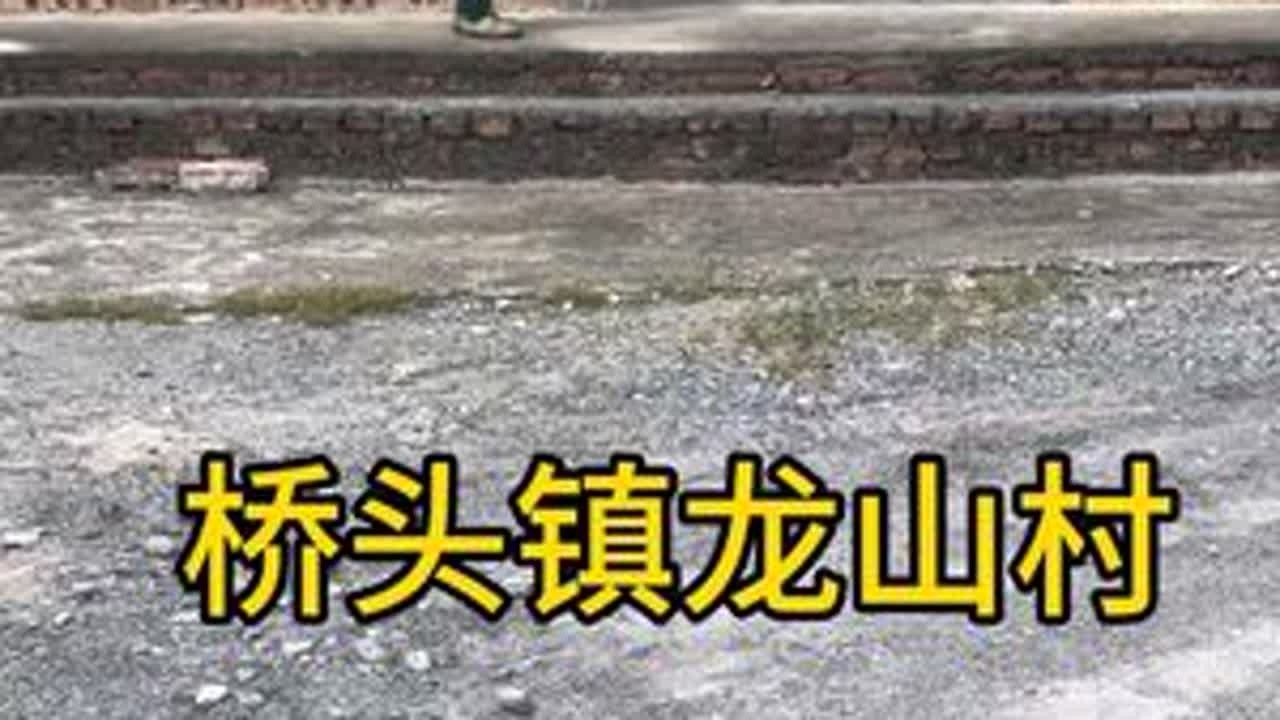 把打牌和玩游戏的时间去农村帮老人剪剪头发聊聊天、你会为我点赞和支持吗#正能量传递 #内容过于真实 #罗城仫佬族自治县 #发型师东门敬 #公益活动爱心传递
