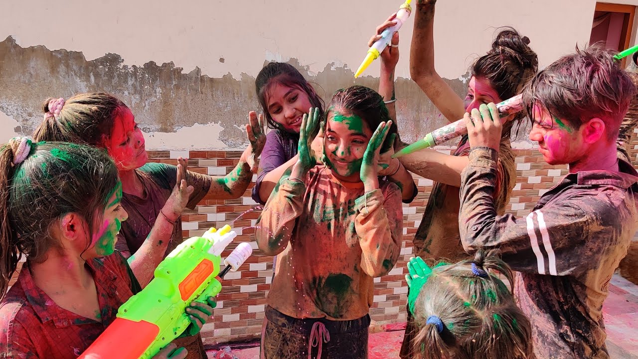 Hmari Desi Holi 😂😭Mk Studio Vlog