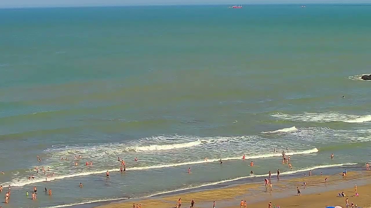 CCTV Shows Conditions as Meteotsunami Hits Argentinian Coast