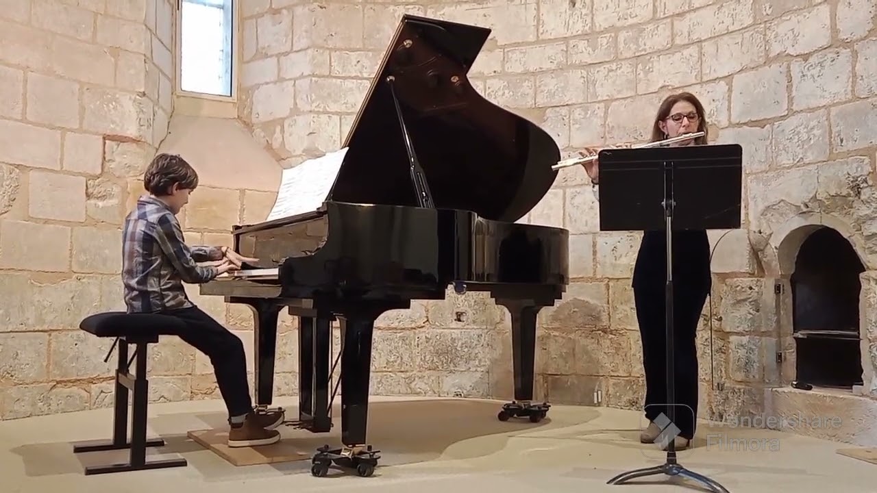 le Petit Nègre de Debussy adaptation pour flûte et piano. duo mère/fils ❤️