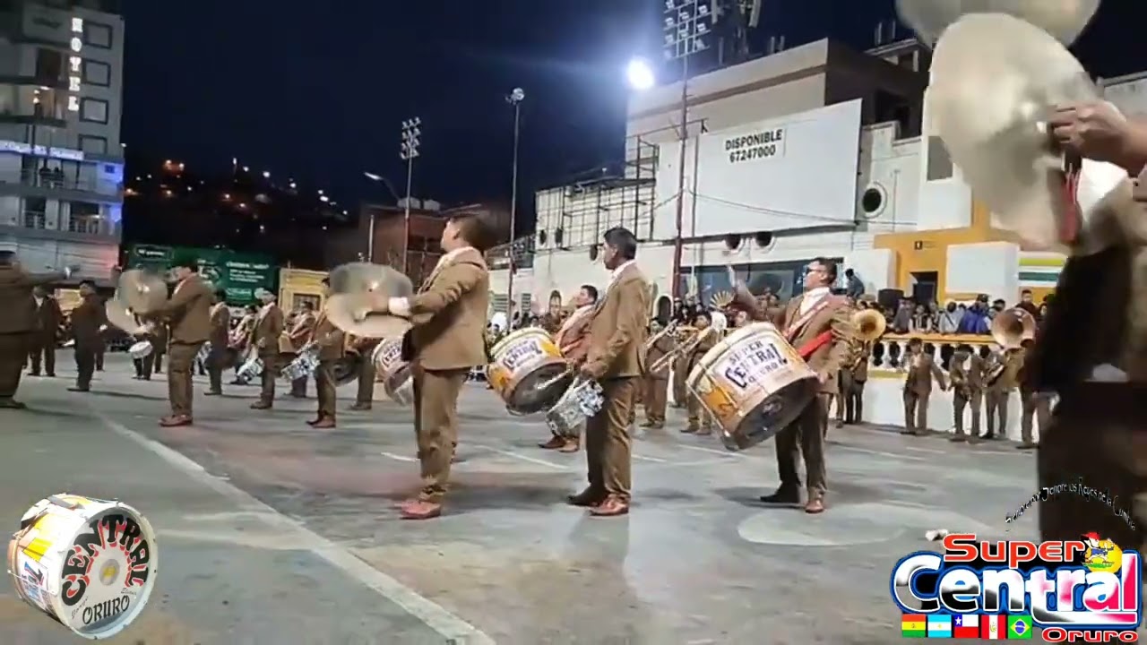Banda Super Central de Oruro en el VI encuentro coreografíco de bandas Oruro 2023