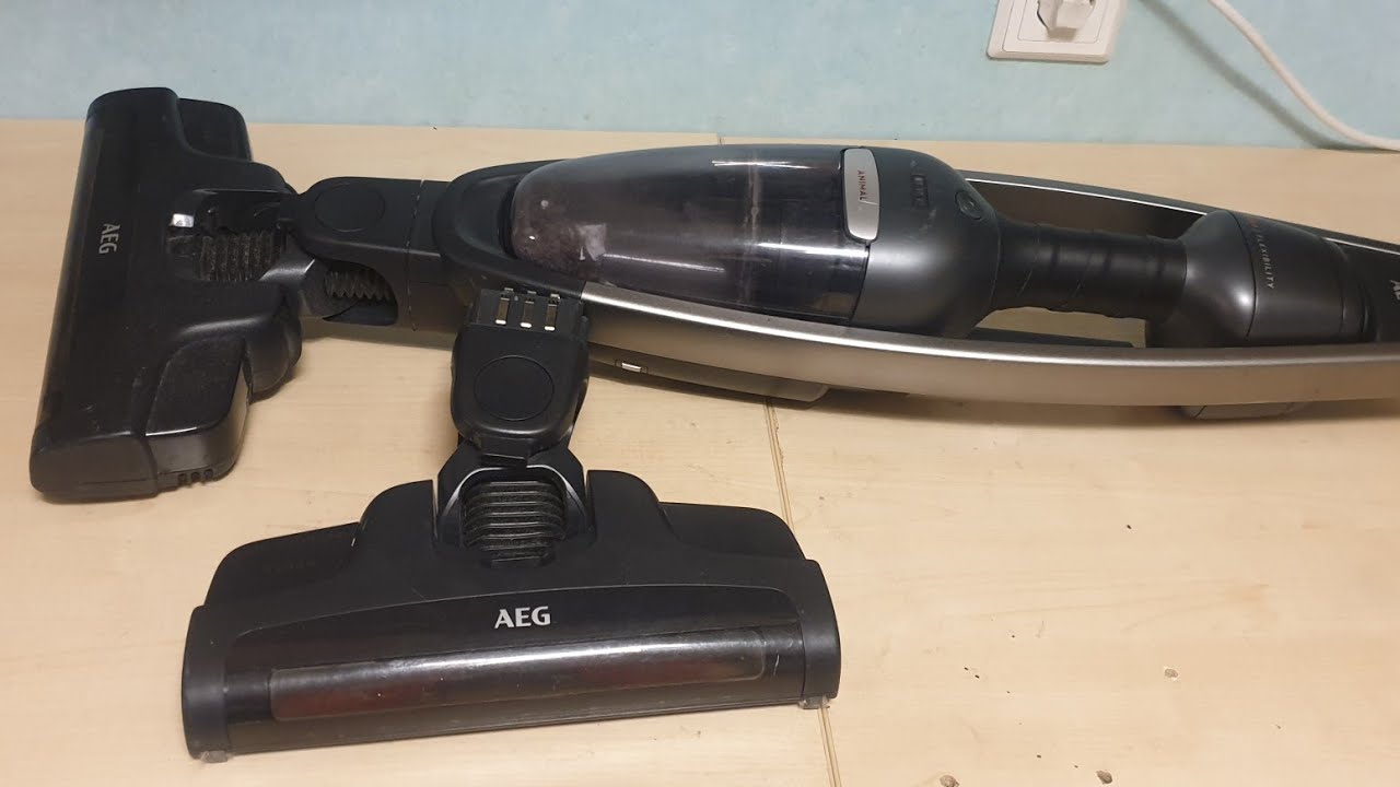 AEG QX9 Bodendüse reinigen öffnen zerlegen. Motor LED Fusstaster