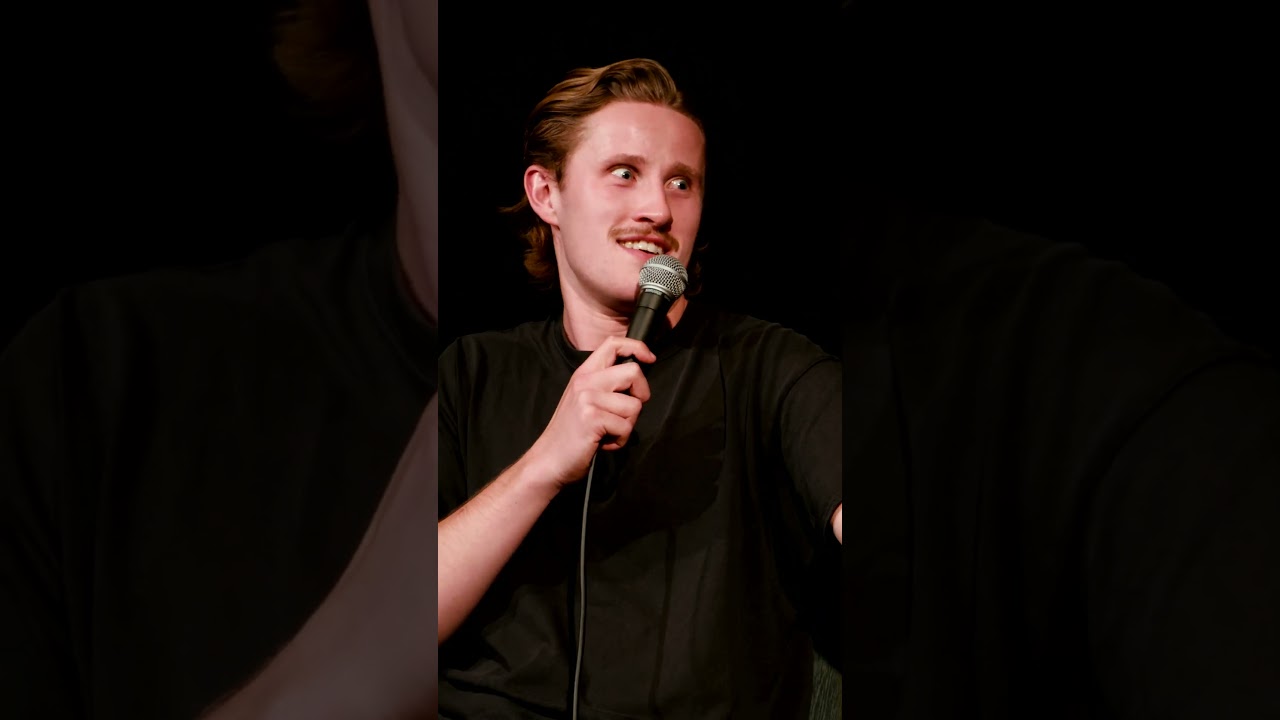 Yorick bewirbt sich als Flirtcoach | 4 Feinde