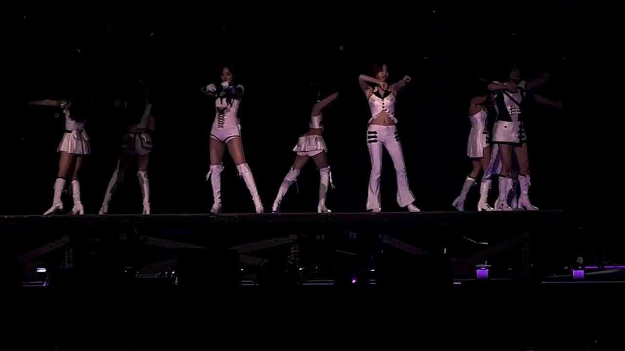 Twice I Can’t Stop Me Dance Live - This Is For Hong Kong Concert #Twice #트와이스 #Dance #Kpop