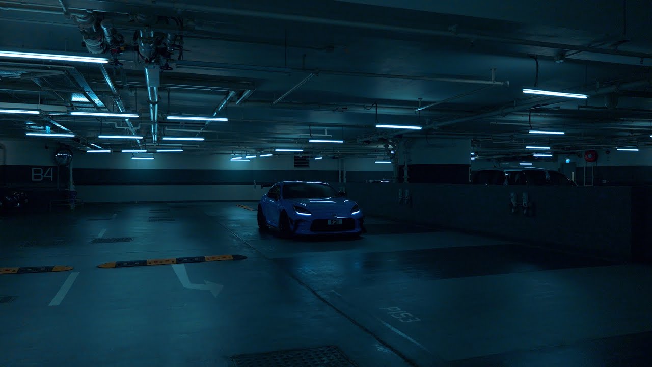 Toyota GR86 with HKS kit night drive in Hong Kong