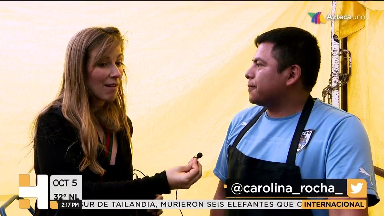Carolina Rocha prueba los taco de 