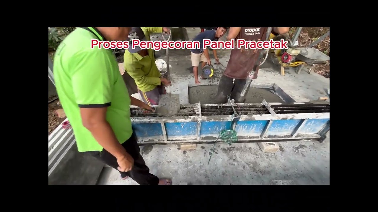PANEL PAGAR PRACETAK DARI BETON BERTULANG BAMBU