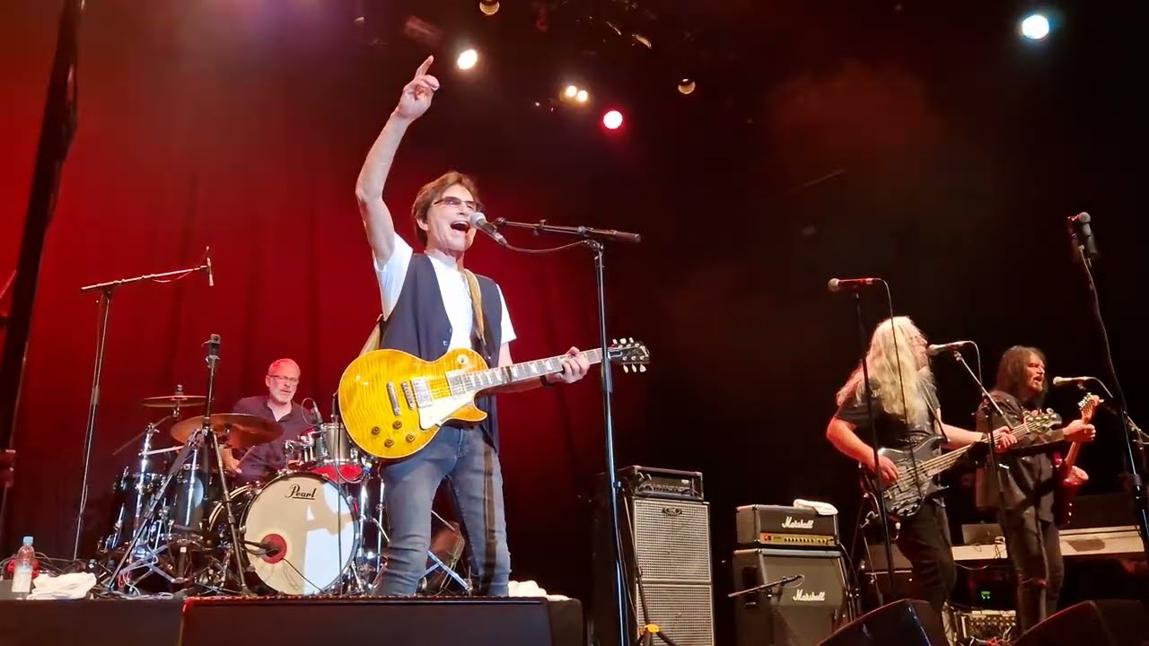 1.Mai 2025 Russ Ballard The Fire still burns Muffathalle München