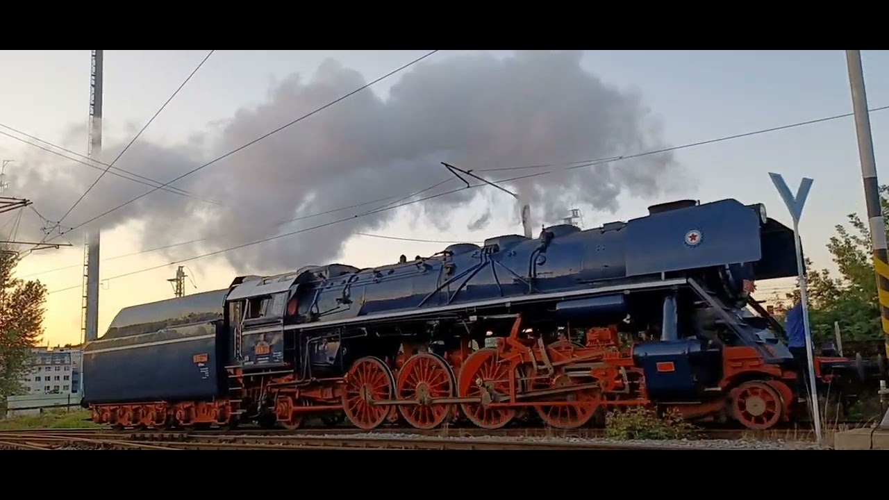 498.104 - Albatros , 22.9.2022 , Praha  - Vršovice ( zastávka cestou na den železnice v Plzni ) .