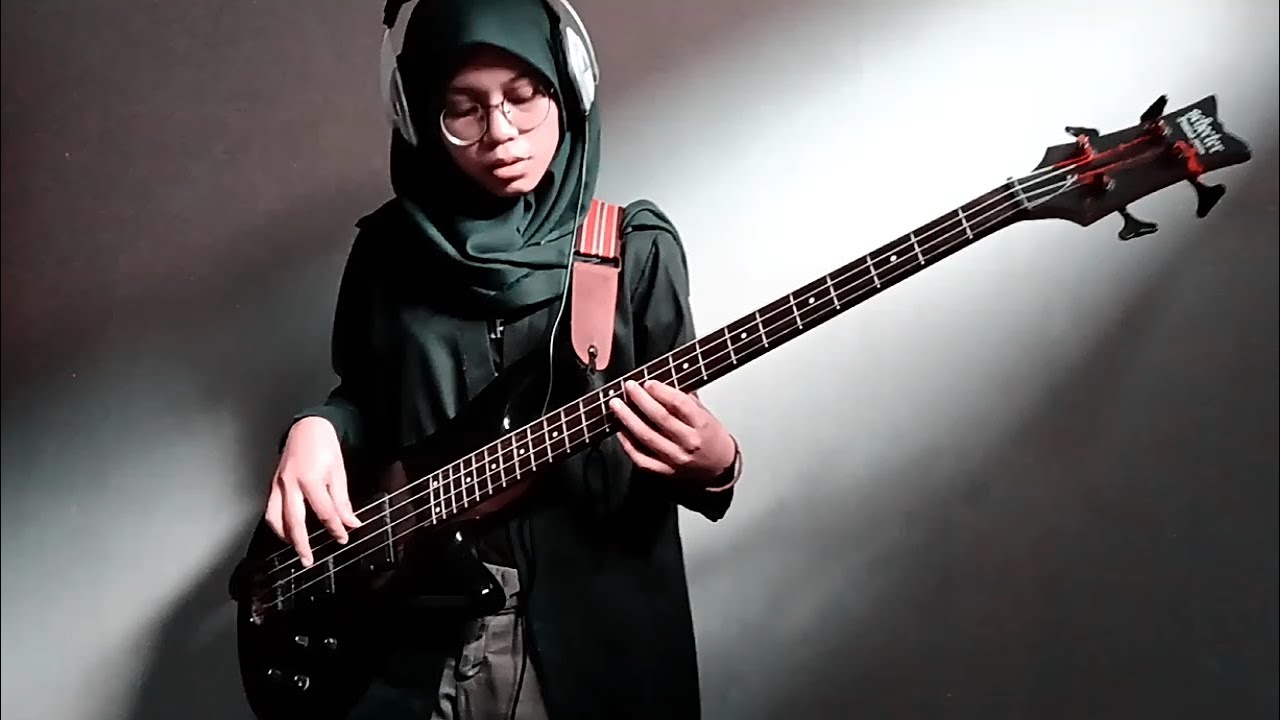 Tame Impala - Borderline (Bass Cover with Tabs)