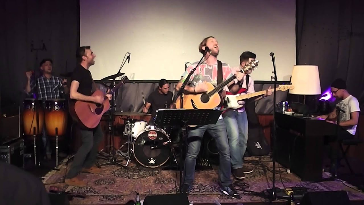 SAMOTTA @ ACOUSTIC PEARLS live @ Scala Wesel performing Falling Slowly (Glen Hansert)