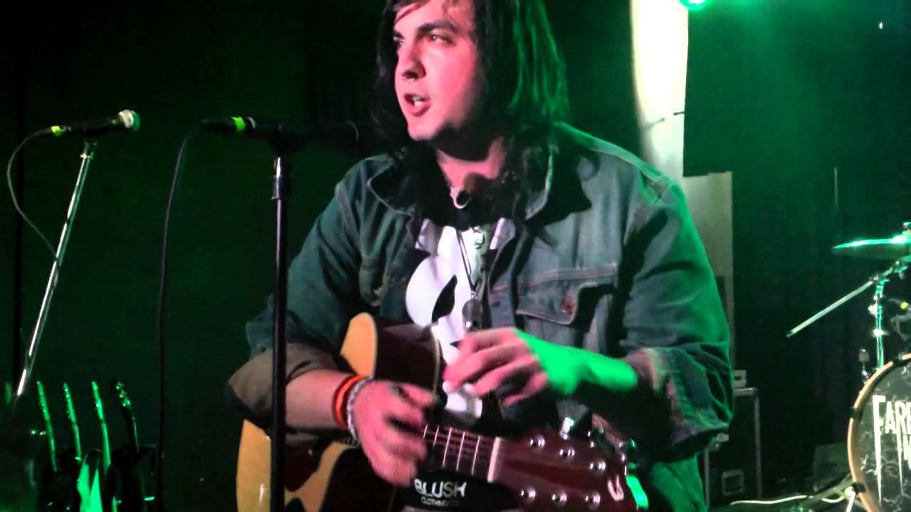Joel Faviere live at Fubar in St. Louis