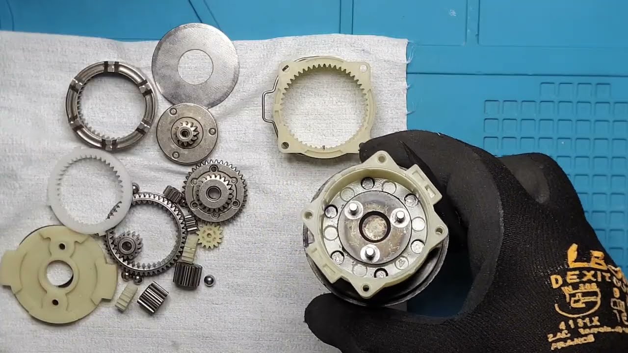 Renowacja wkrętarki Hitachi