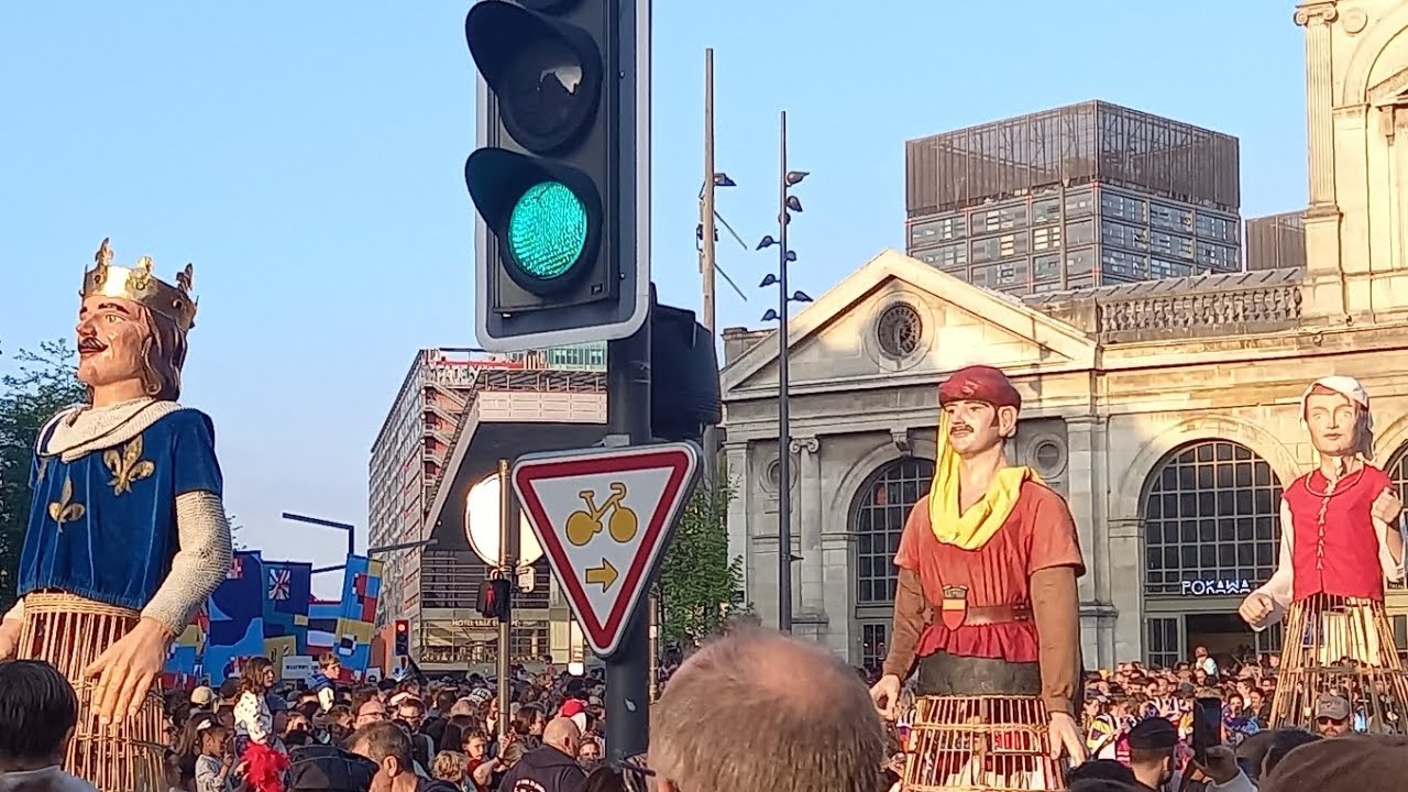 Lille 🇨🇵 - Parade Fiesta 2025