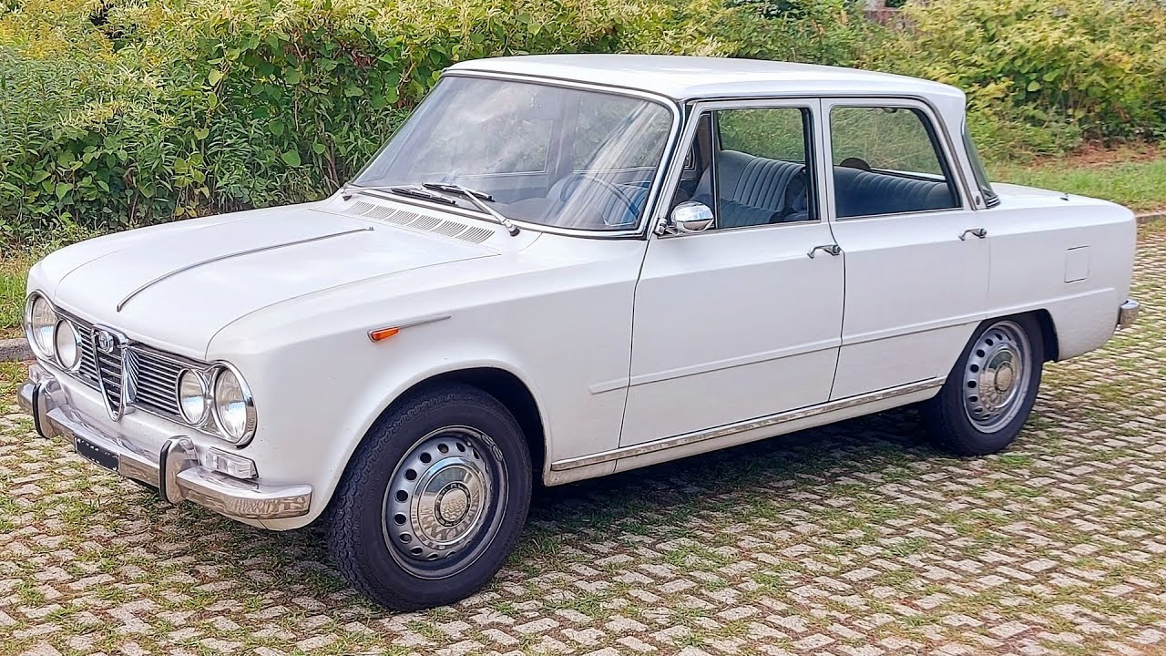 Alfa Romeo Giulia Super 
