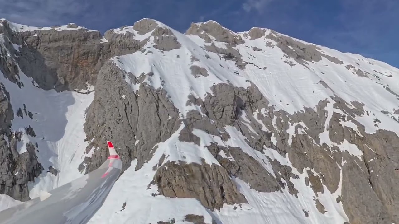 From Bisaurin to Tendeñera, the long ridge.