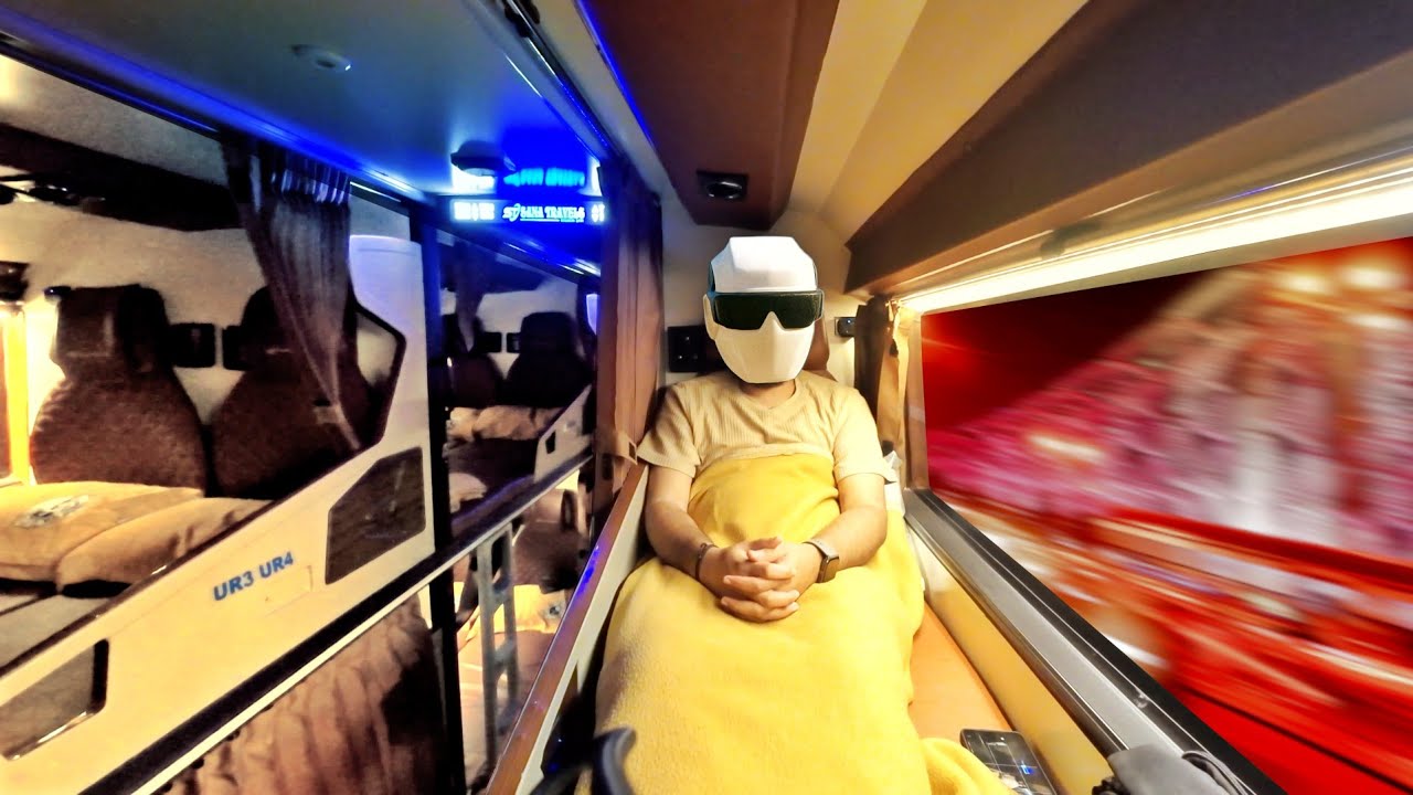Overnight in India's Semi-Private Sleeper Bus 🇮🇳 | Puri - Kolkata